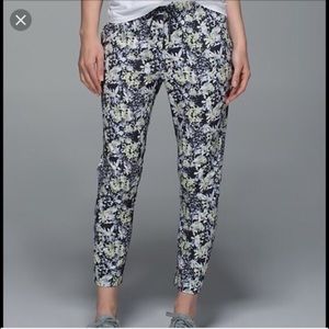 lululemon floral joggers